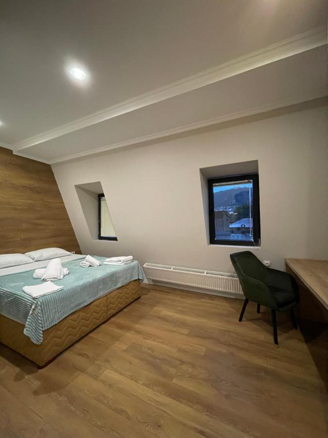 D And D Hotel Tbilisi Exterior foto